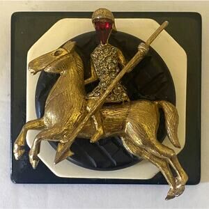 TAMMY DESIGNS - Knight on a Horse Button hand-made pin - Circa 1989